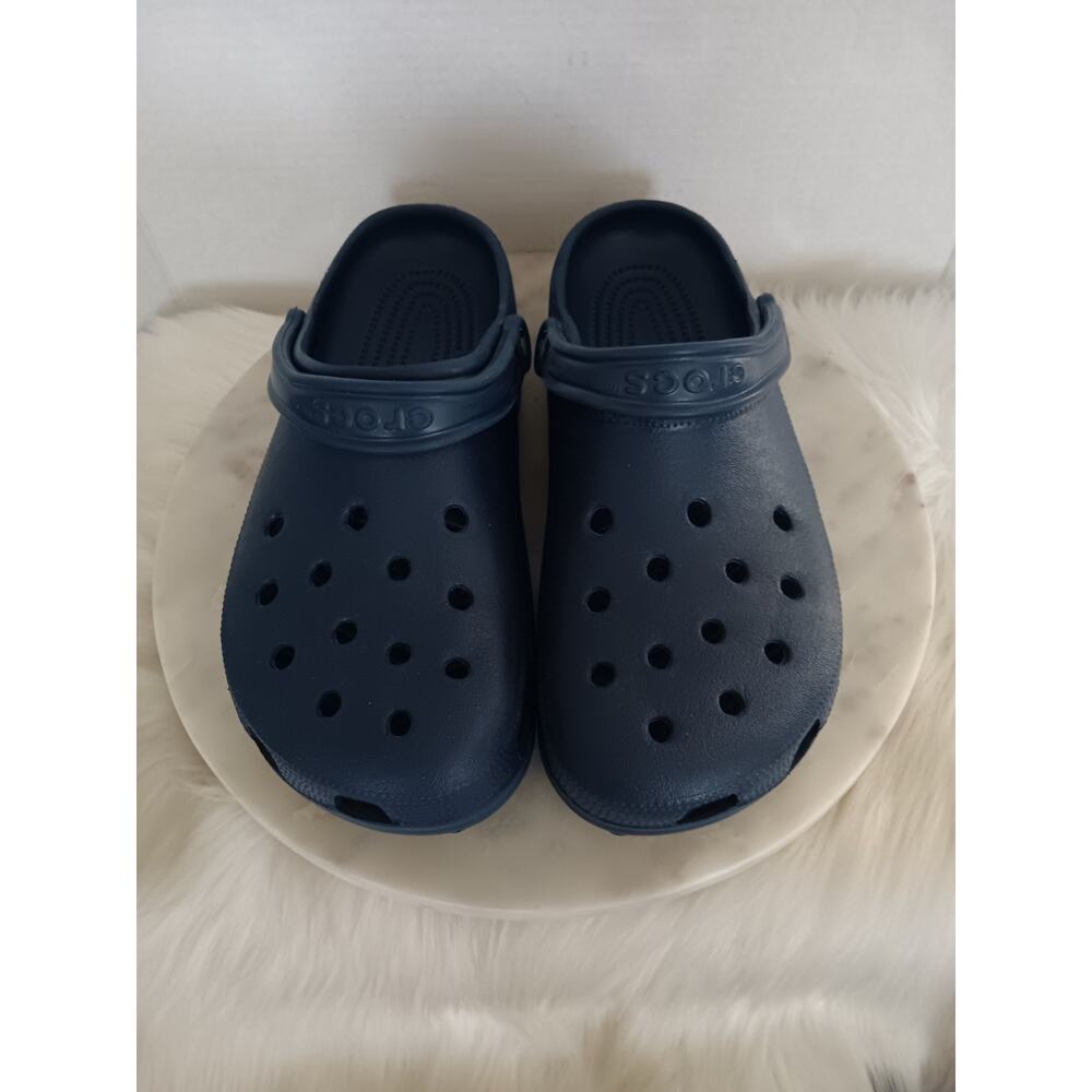 Crocs Men's Size 12 Classic Clogs Slip on Sandals Blue